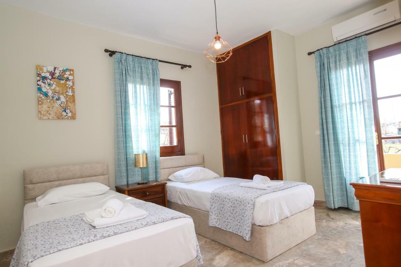 Yiouli Holiday Home Acharavi  Zewnętrze zdjęcie