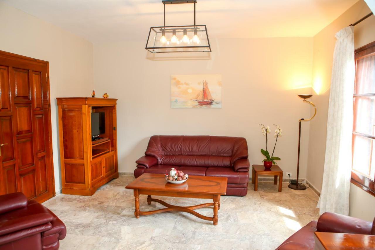 Yiouli Holiday Home Acharavi  Zewnętrze zdjęcie