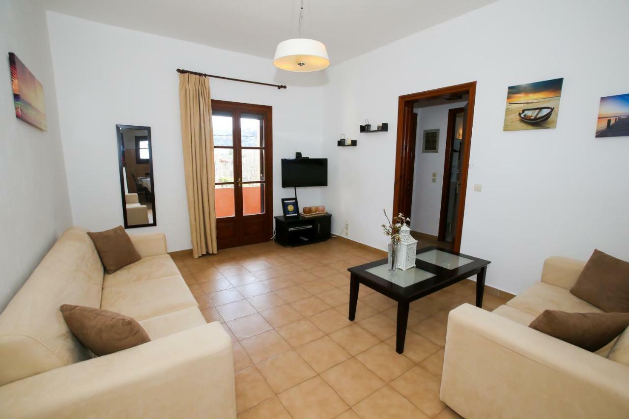 Yiouli Holiday Home Acharavi  Zewnętrze zdjęcie