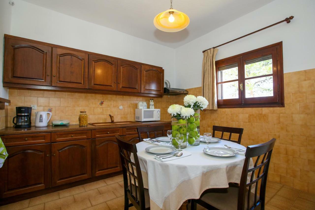 Yiouli Holiday Home Acharavi  Zewnętrze zdjęcie